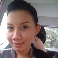 Theresia Emy Aprilina