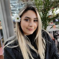 Selen Çelikler