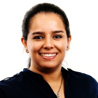 Juliana Marin, Mba