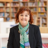 Lyndsay Davies