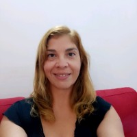 Paula Renata Wolf