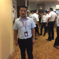 王新亮