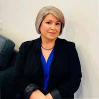Shawna Lara-Chrones, Mba