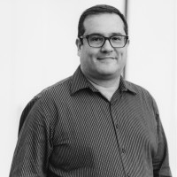Dr. Paulo Pires