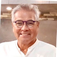 Luis E. Medrano