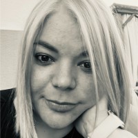 Mélissa Izeghlouche