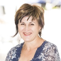 Dr Marina Botha