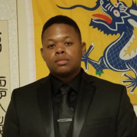 Donovan Lewis