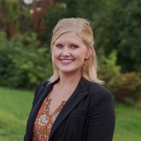 Laura Davis