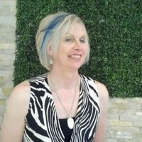 Lesley Robertson
