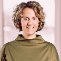 Dr. Lisa Löffler