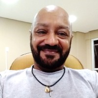 Márcio M L Andrade