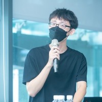 Hong-Jhe Li