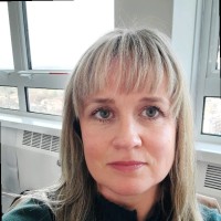 Lucy Dixon