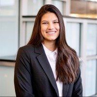 Juliana Villa, Mba
