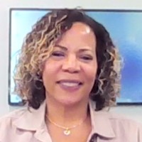 Holly Alexander, Cpcu