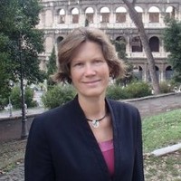Lucy Elliott