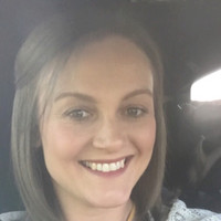 Laura Saunders