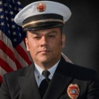 Salvador Flores