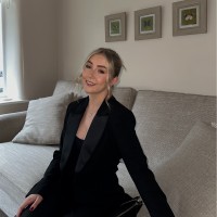 Jessica Barker