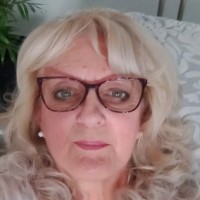 Lynette Reid
