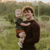 Avery Holmes