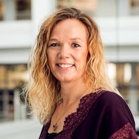 Louise Dyhrberg