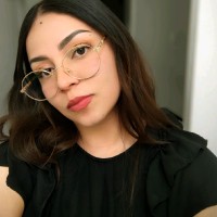 Priscila Flores