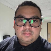 Robert Oporto