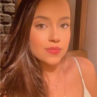 Lara Azevedo