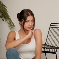 Ani Charvadaryan
