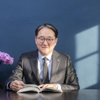 Yongho Kim