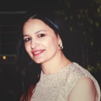 Suman Sharma (Sarah)