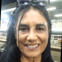 Ana Lúcia Araujo Neves