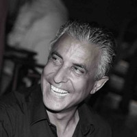 Uri Nachoom