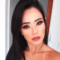 Núbia Reis