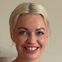 Joanne Auty