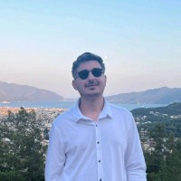 Enes Bi̇lgi̇