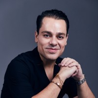 Dr. Javier Hernández Balmori