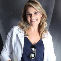 ELIANE PUGLIA