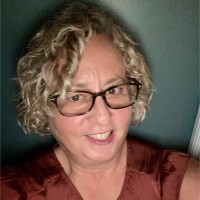 Jenifer Sutherland, Rhia
