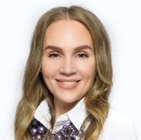Julie Wallin, Mba