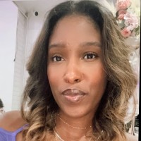 Sadé Benton