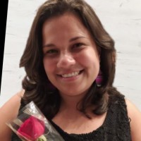 Cintia M S. Ferreira Santos