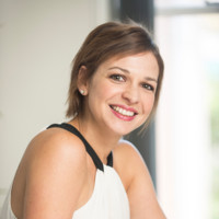 Vanessa Deeb, Phd