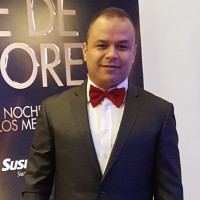 OSCAR SALAZAR