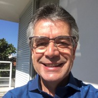 LAURO MORAES