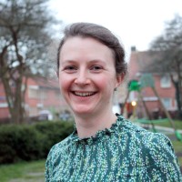 Isanne Damen