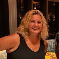 Tracey Lynne