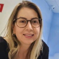 Andreia Nogueira Regli